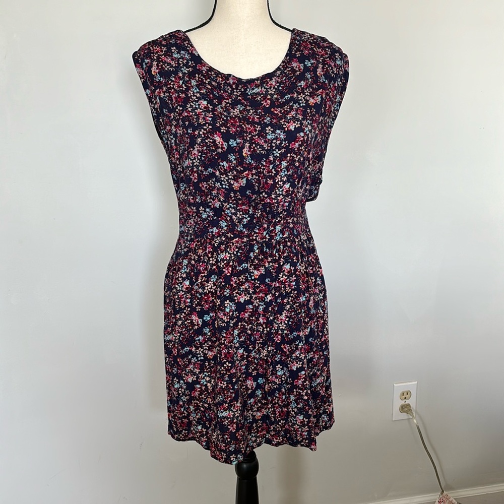 Dress open back